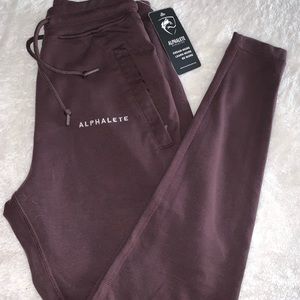 NWT Women’s Alphalete Joggers